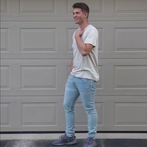 Meet your Posher, Sam